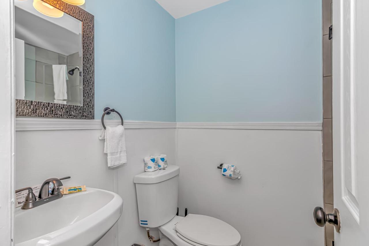 125 Atlantic Avenue Unit E - Pet Friendly! Walk To The Beach And Pier!1Br -1Ba - Sleeps 2-4 Guests! Myrtle Beach Eksteriør bilde